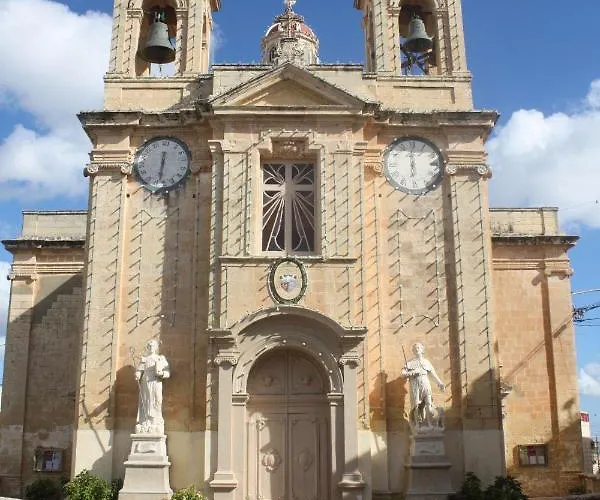 Apartament The Village 2 *